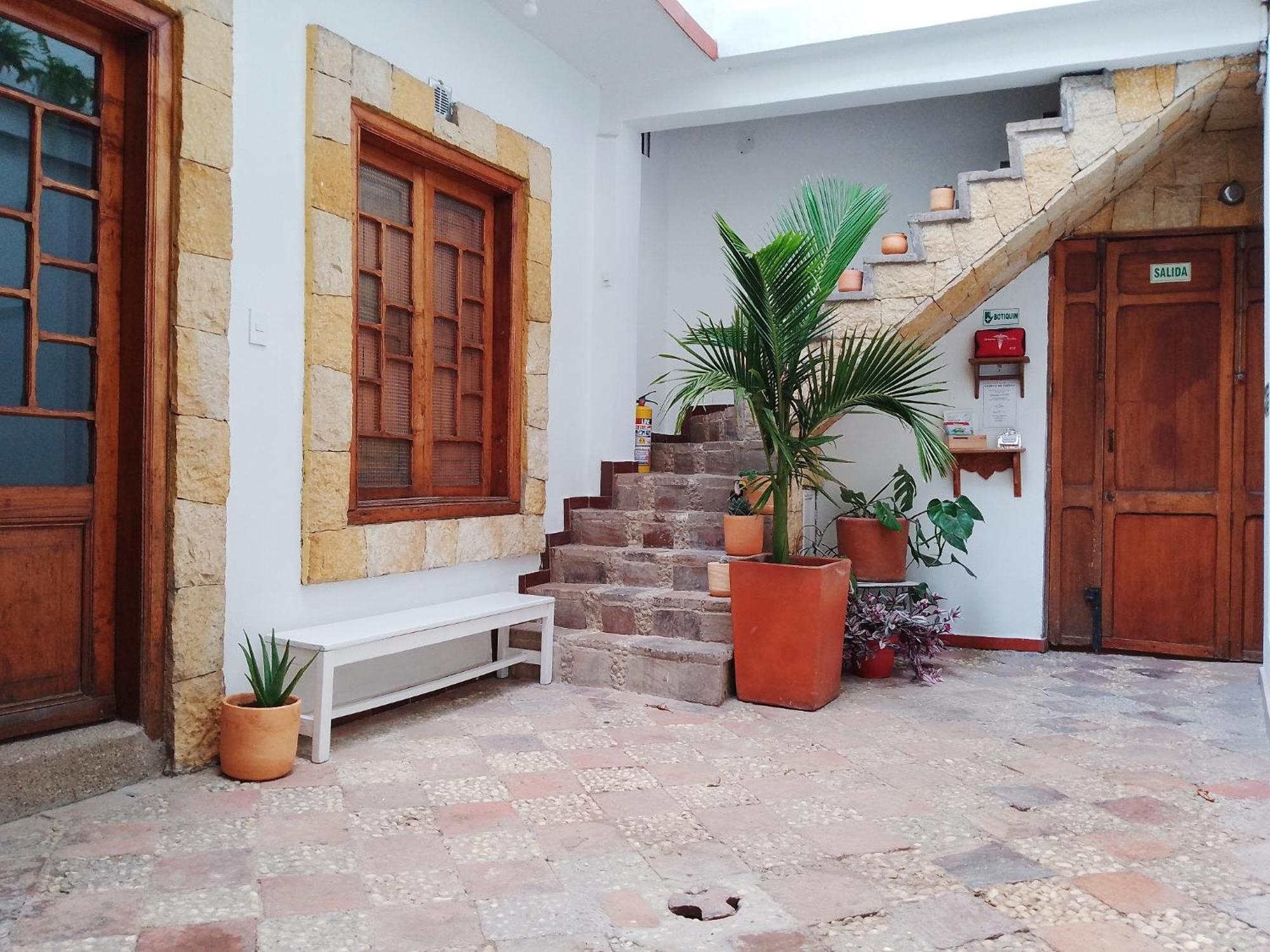 לינה וארוחת בוקר בוגוטה Casita De Piedra מראה חיצוני תמונה